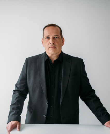 Porträtfoto von Matthias Scheder